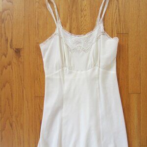 Barbizon Vintage Ivory Lace Embroidered Pleated Ruff Slip Little Miss 12 Rio